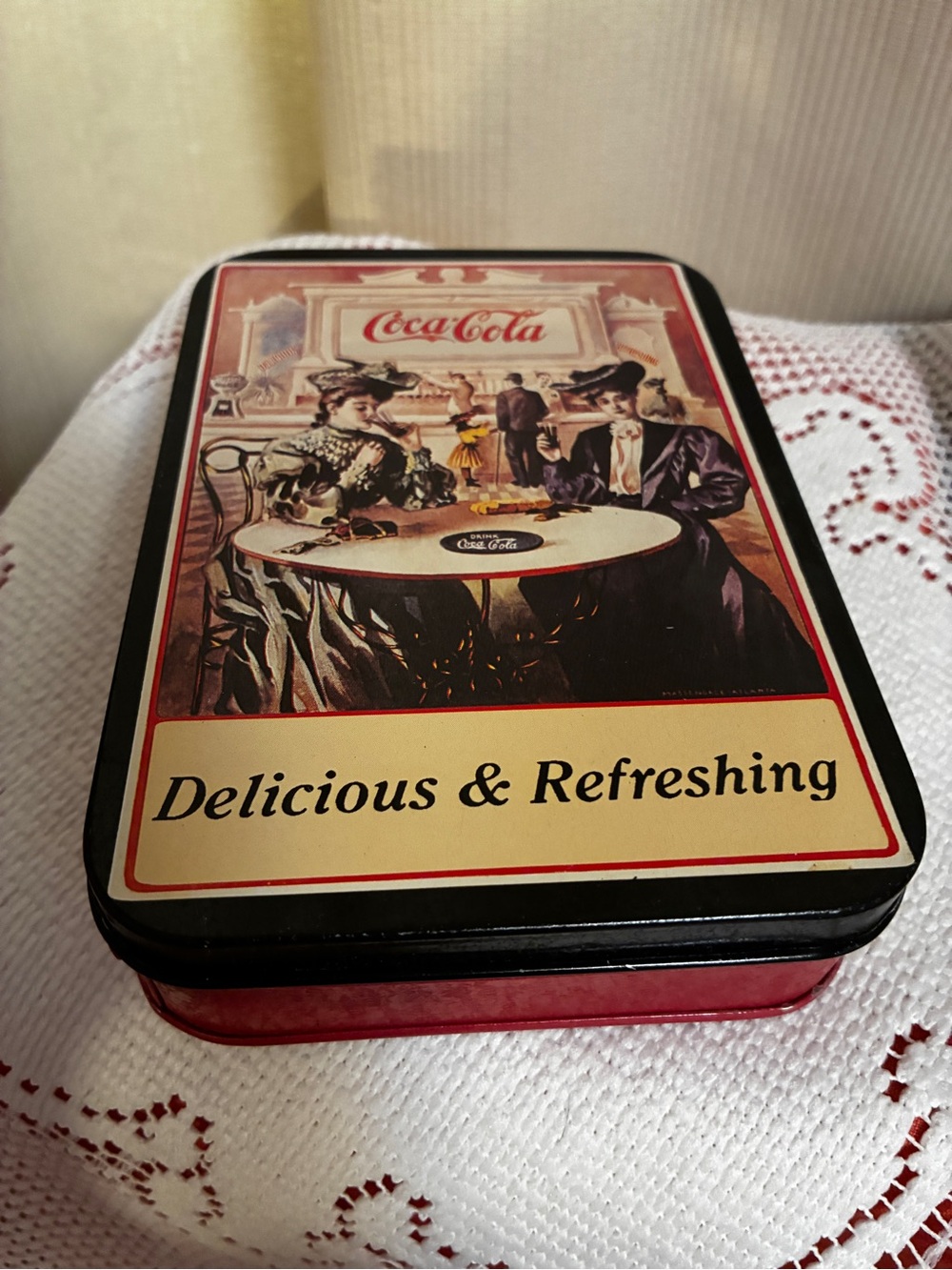 Coca Cola Retro Illustration Empty Tin Metal - Picture 2 of 10